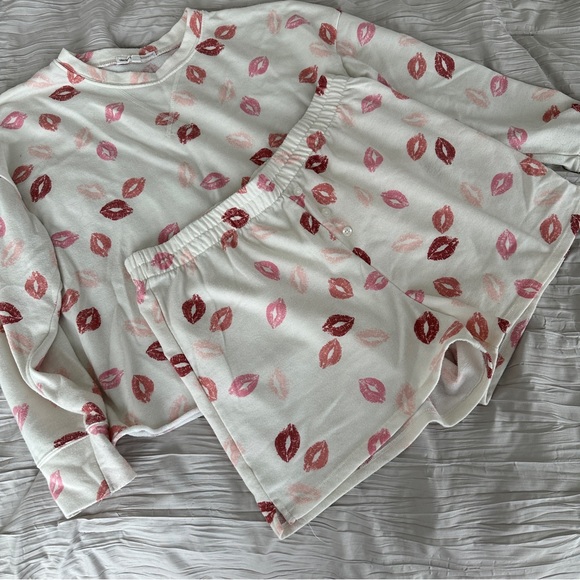 Grayson/threads sleepwear size L kisses 💋 print - Picture 5 of 5